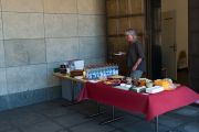 Cateringchefin Verena Schmid bei den letzten Vorbereitungen, Foto Ursula Gerber-Senger